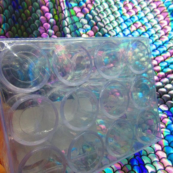 12 Compartments Bead Clear Storage Case - Picture 6 of 6